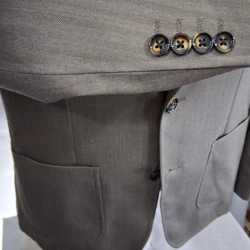 Murano Blazer L Slim Fit Tan Herringbone Unstructured Patch Pocket Double Vent